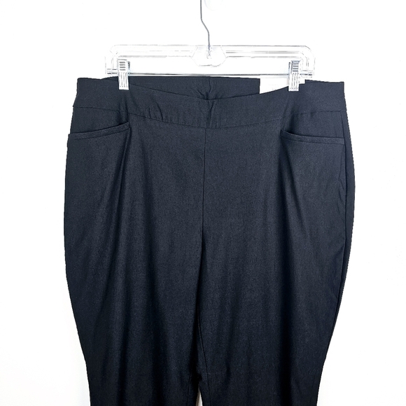 Chico's #570250879 So Slimming Brigitte Slim Ankle Pants in Black NWT - Picture 8 of 11